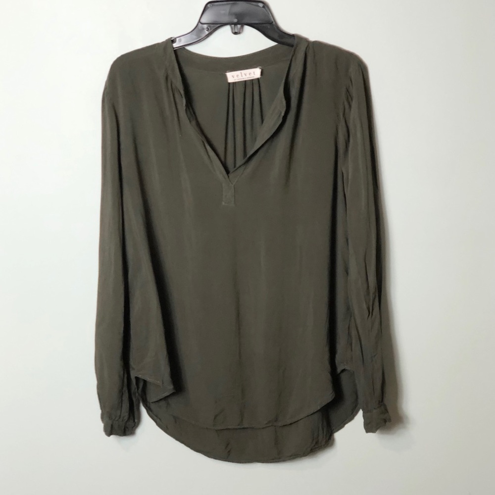 Velvet by Graham & Spencer army green blouse top